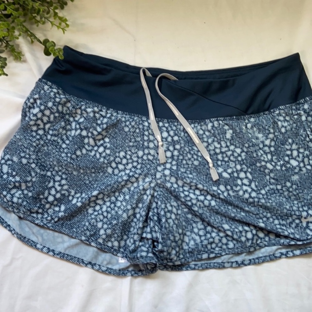 Blue & White Patterned Nike Dry-Fit Running Shorts, M